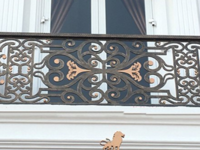 Dịch Vụ Lắp Đặt Lan Can Sắt Ban Công Chất Lượng Tại TPHCM