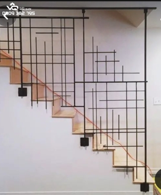 LAN CAN CẦU THANG HỌA TIẾT TRỪU TƯỢNG